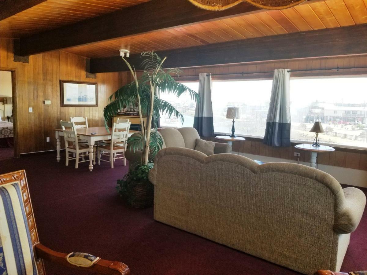 Islander Westport Hotel Eksteriør billede