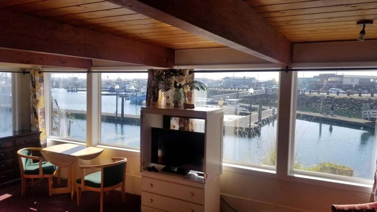 Islander Westport Hotel Eksteriør billede