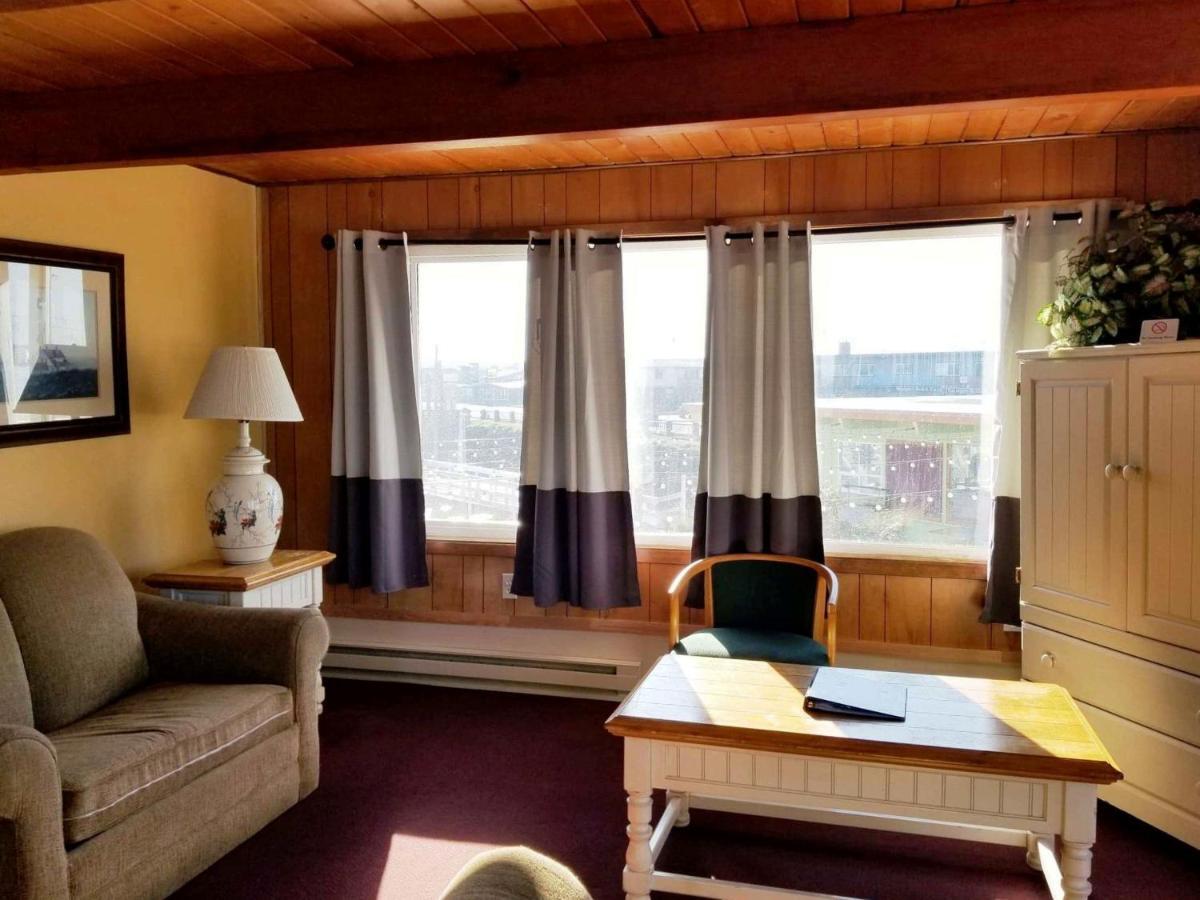 Islander Westport Hotel Eksteriør billede